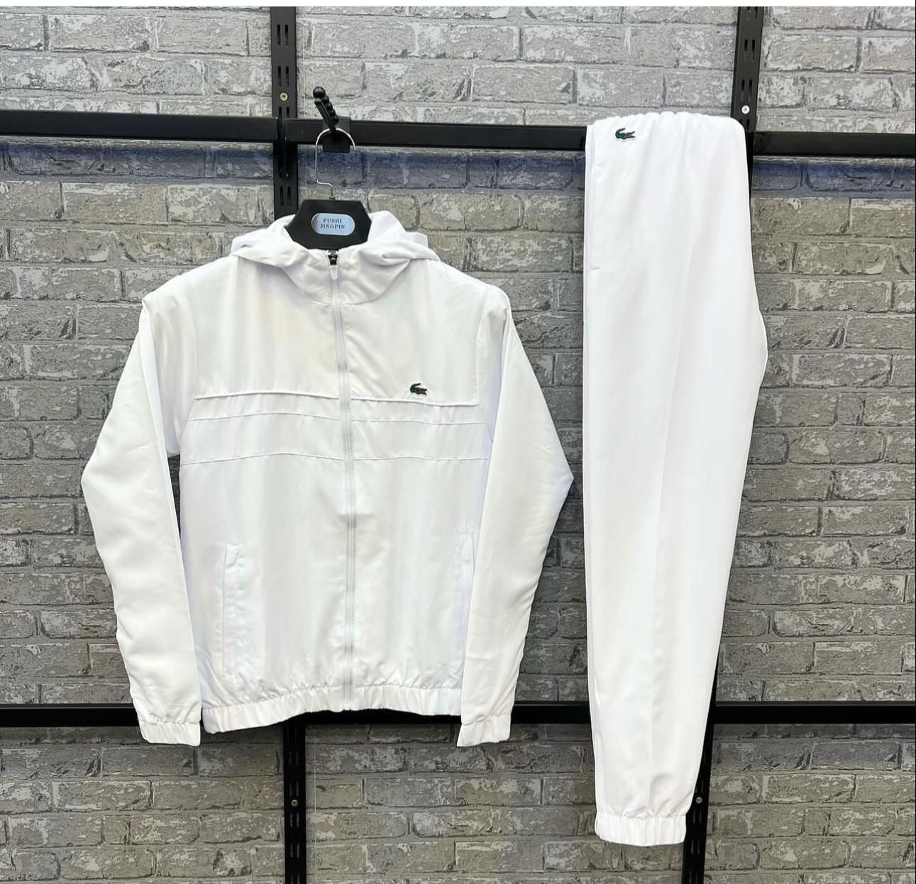 Chandal Lacoste 2025