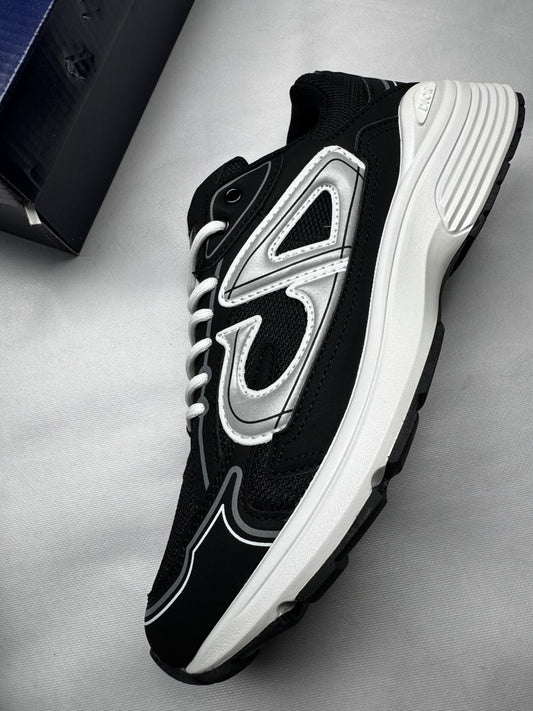 Dior B30 Black and White