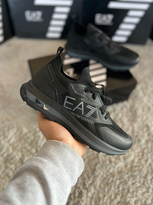 EA7 Armani All Black