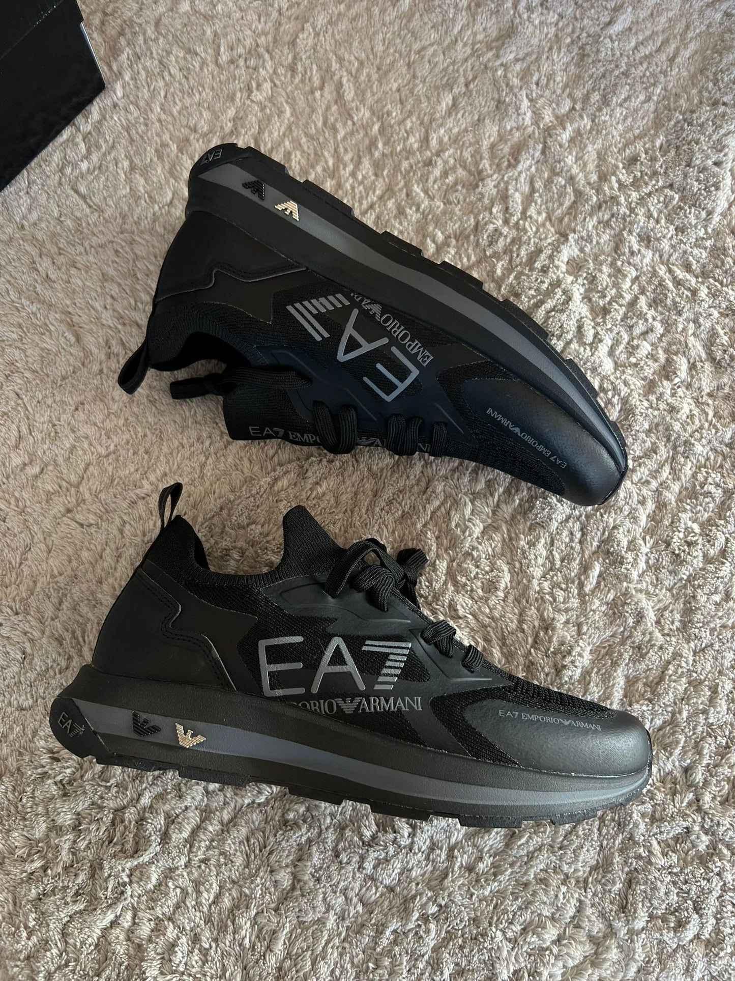 EA7 Armani All Black