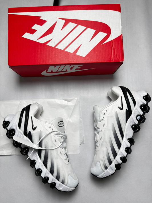 Nike Air Max DN 2026 White And Black