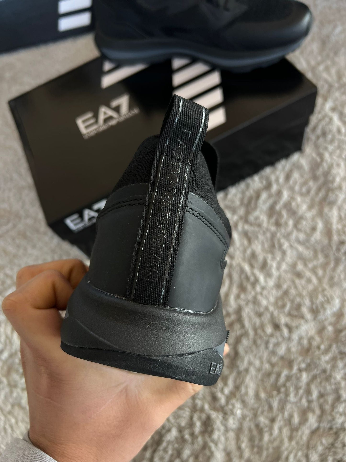 EA7 Armani All Black